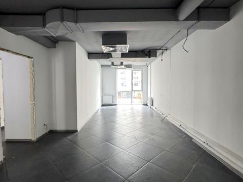 комерційна за адресою Героїв УПА вул., 73-В