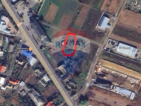 участок по адресу 