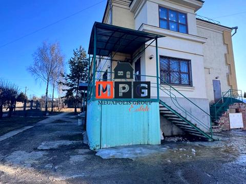 комерційна за адресою Боротьба, 6