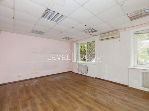 комерційна за адресою Уманська вул., 35