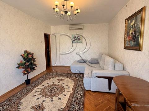 квартира за адресою В'ячеслава Чорновола вул., 8