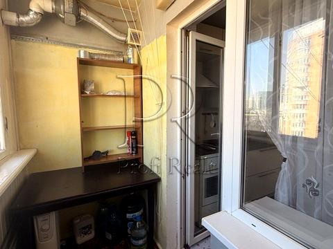 квартира за адресою В'ячеслава Чорновола вул., 8