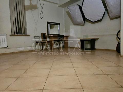 комерційна за адресою Обсерваторна вул., 8