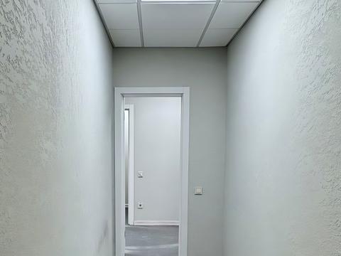 коммерческая по адресу Драгоманова ул., 27