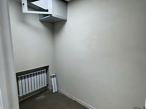 коммерческая по адресу Драгоманова ул., 27