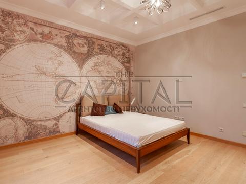 будинок за адресою молодіжна