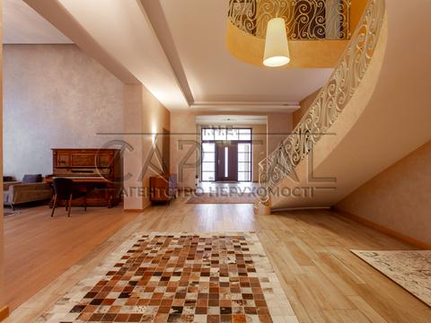 будинок за адресою молодіжна