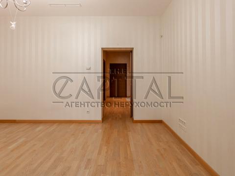 будинок за адресою молодіжна