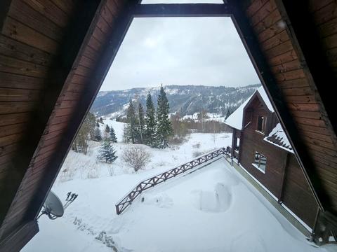 комерційна за адресою Залізна сотня, 34