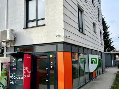 комерційна за адресою Петра Калнишевського вул., 13