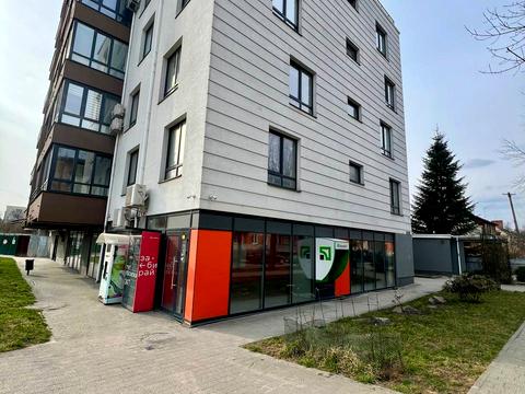 комерційна за адресою Петра Калнишевського вул., 13