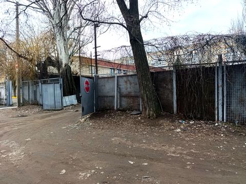 комерційна за адресою Решетилівська вул., 33а