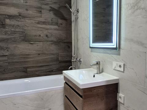 квартира за адресою Зернова вул., 47