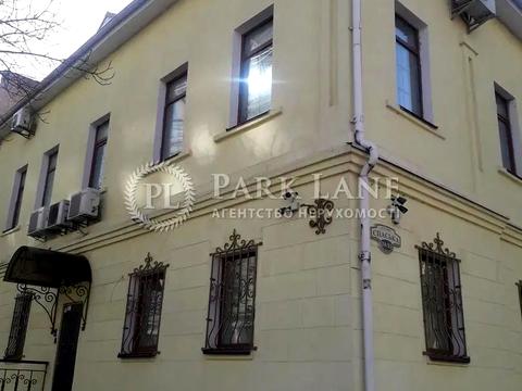 комерційна за адресою Спаська вул., 24/15