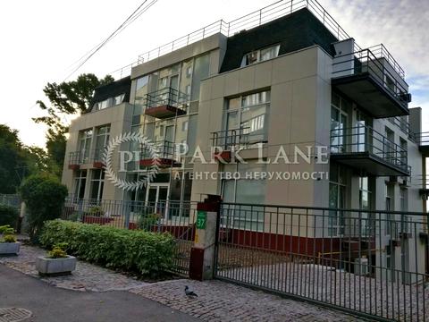 комерційна за адресою Менделєєва вул., 32