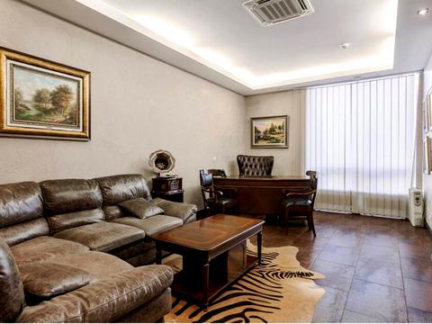 комерційна за адресою Валерія Лобановського просп. (Червонозоряний), 4-Б