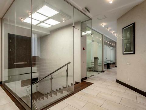 комерційна за адресою Валерія Лобановського просп. (Червонозоряний), 4-Б