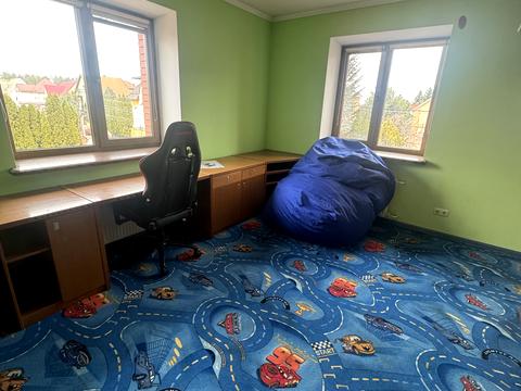 будинок за адресою Вишнева