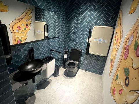 комерційна за адресою Тиха вул., 7