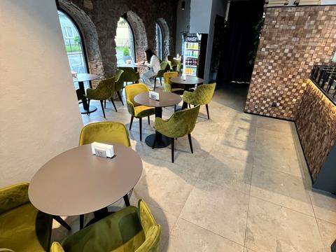 комерційна за адресою Тиха вул., 7