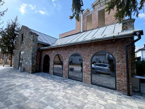 комерційна за адресою Тиха вул., 7