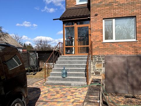 будинок за адресою Епіцентру