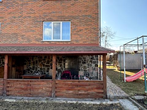 будинок за адресою Епіцентру