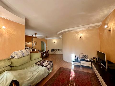 квартира за адресою Тополина вул., 18/1