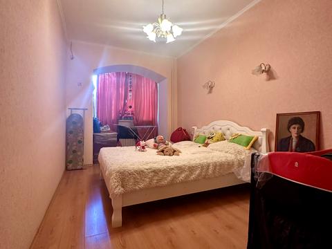 квартира за адресою Тополина вул., 18/1