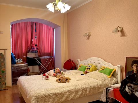 квартира за адресою Тополина вул., 18/1