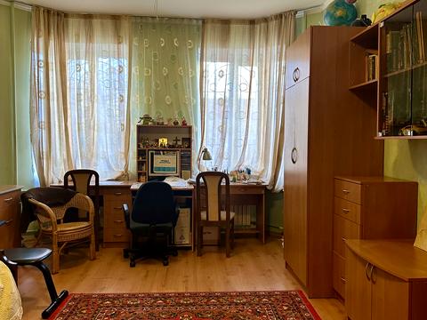 квартира за адресою Тополина вул., 18/1