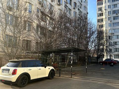 квартира за адресою Тополина вул., 18/1