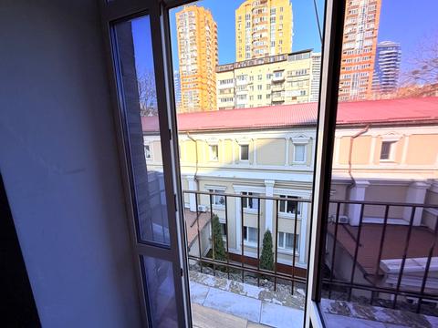 квартира по адресу Василия Тютюнника ул. (Анрі Барбюса), 13