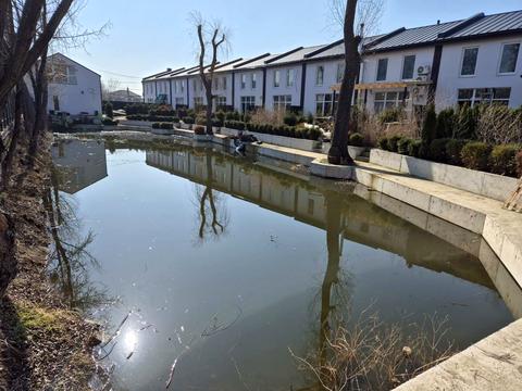 дом по адресу Орхідейна