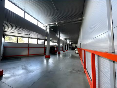 комерційна за адресою Богдана Хмельницького просп. (Героїв Сталінграда), 169