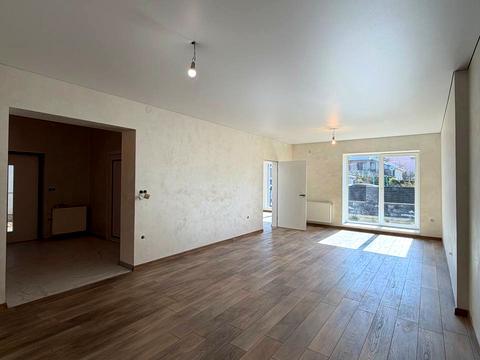 дом по адресу Центральна