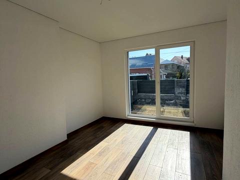 дом по адресу Центральна