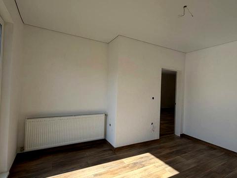 дом по адресу Центральна