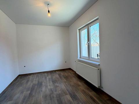 дом по адресу Центральна