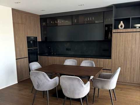 квартира за адресою Салютна вул., 2к6