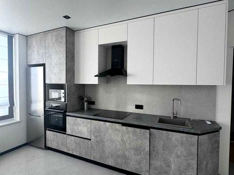 квартира за адресою Причальна вул., 12