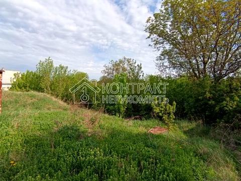 дом по адресу Шкільна вул., 1