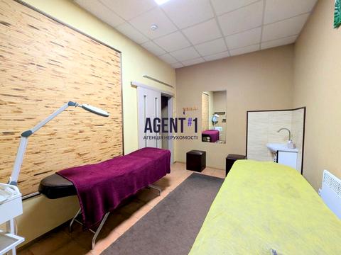 комерційна за адресою с. Петропавлівська Борщагівка, Волинська вул., 12