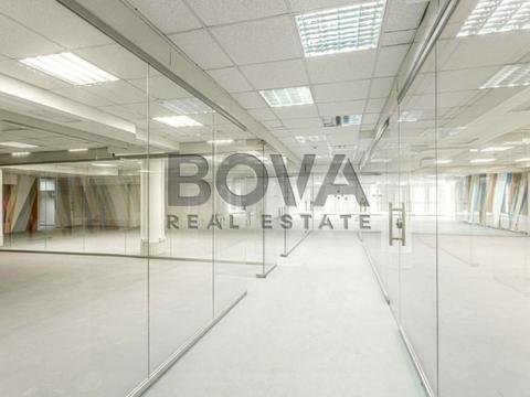 комерційна за адресою Жилянська вул., 59