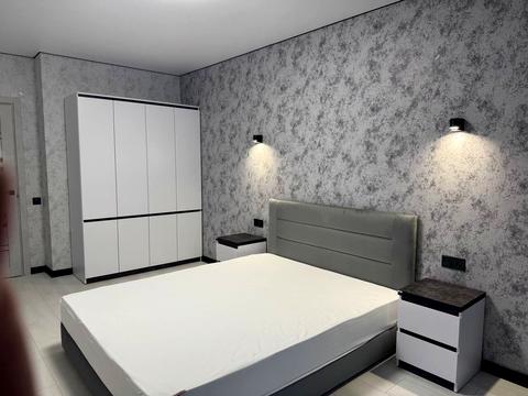 квартира за адресою Олени Теліги вул., 18