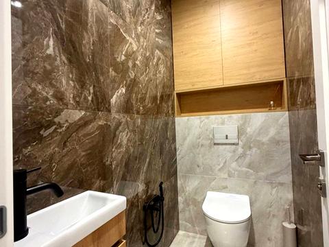 квартира за адресою Богдана Хмельницького вул., (Будинок 3)