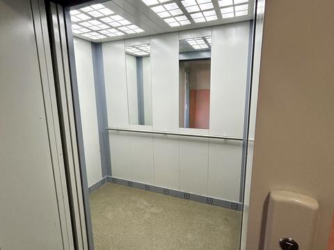 квартира за адресою Академіка Корольова вул., 6