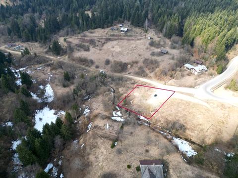 ділянка за адресою 