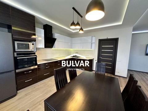 квартира по адресу Юбилейный просп. (50-летия ВЛКСМ), 67б