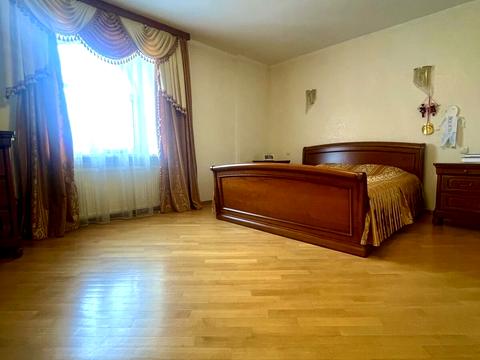 квартира за адресою Сергія Подолинського вул. (Благоєва), 7